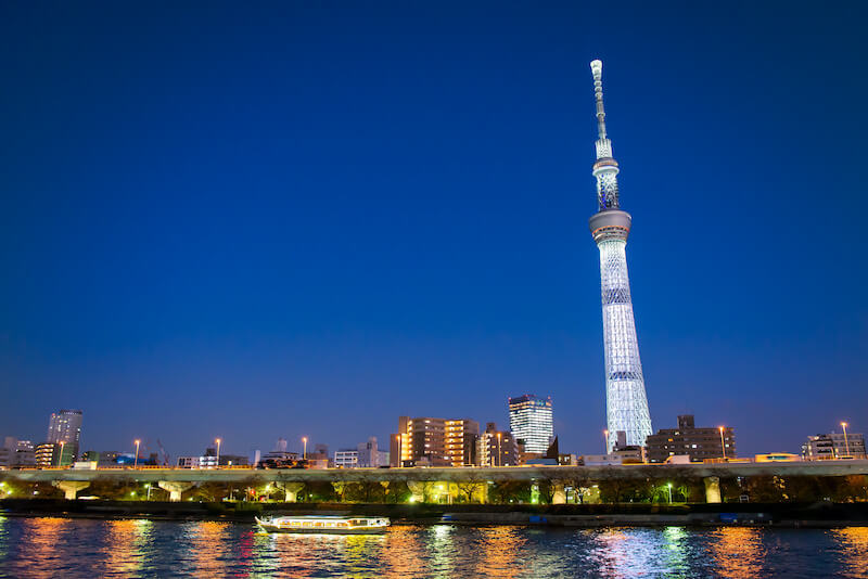 屋形船って スカイツリーやお台場を夜景で巡る 屋形船晴海屋